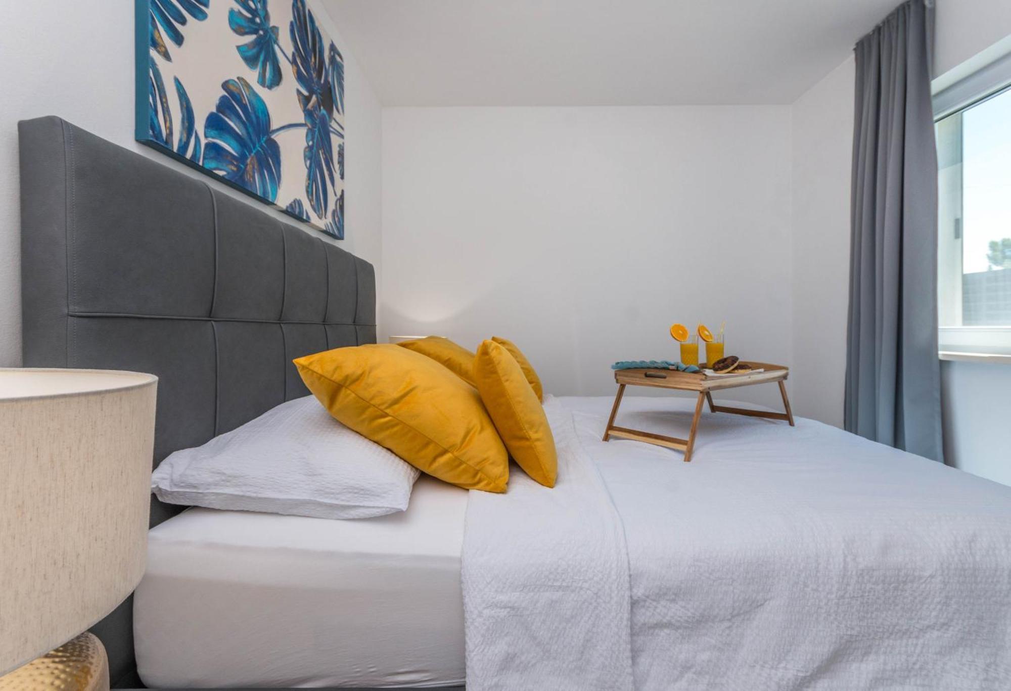 Apartamento House With Pool Ledenko Biograd Na Moru Exterior foto